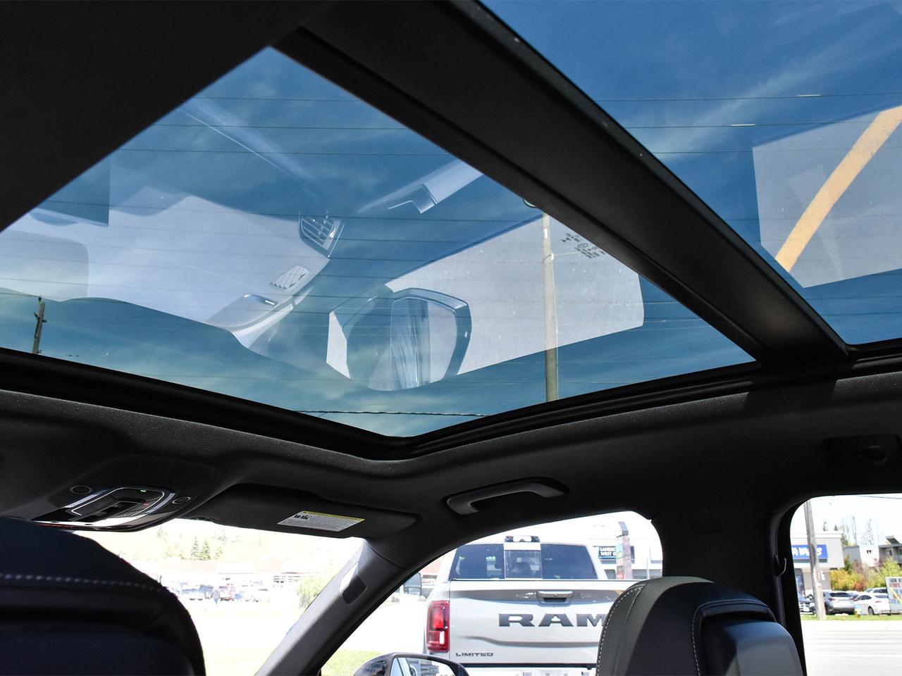 2023 Audi Q5 45 Technik Photo