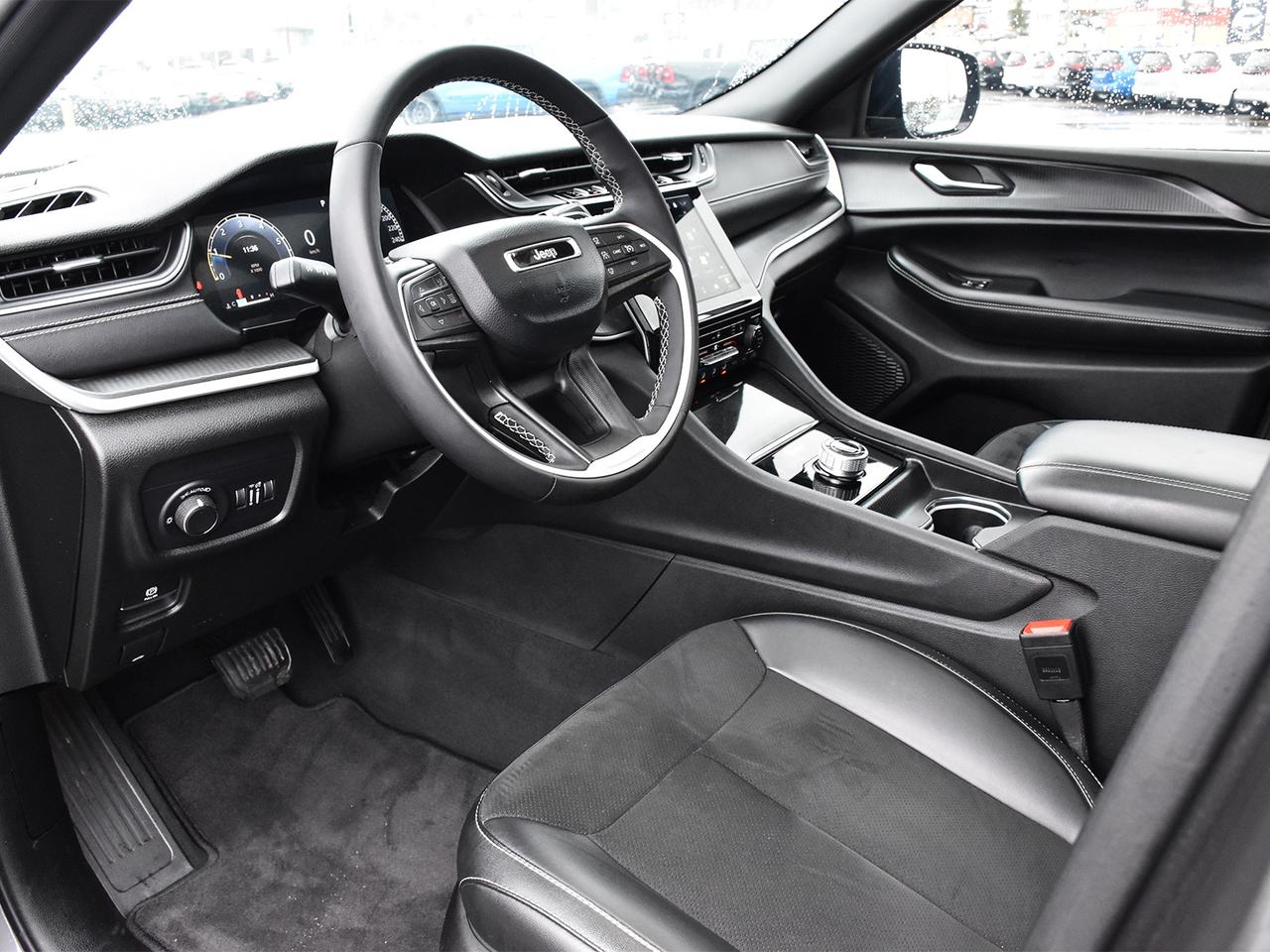 2024 Jeep Grand Cherokee Altitude Photo