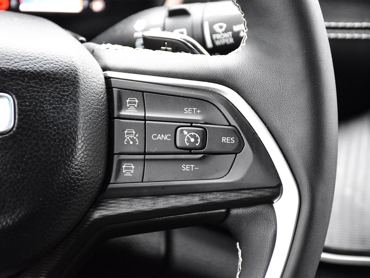 2024 Jeep Grand Cherokee Altitude Photo