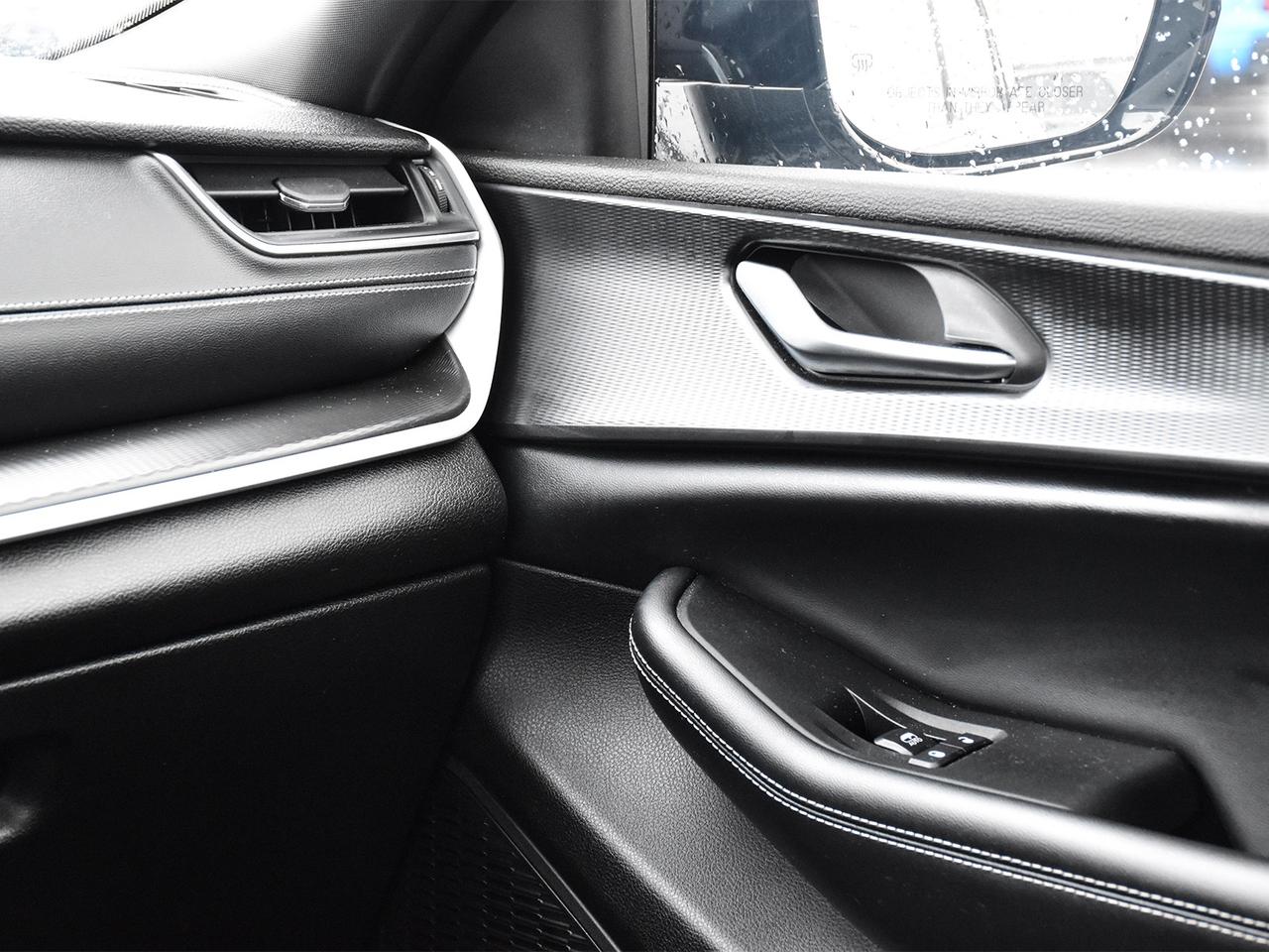 2024 Jeep Grand Cherokee Altitude Photo