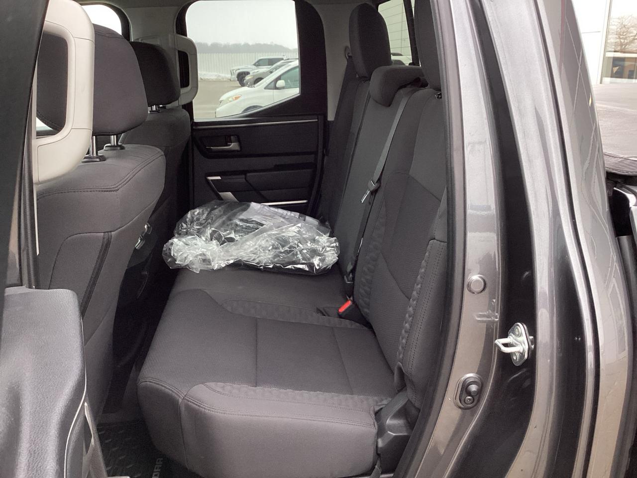 2022 Toyota Tundra Double Cab SR5 Photo