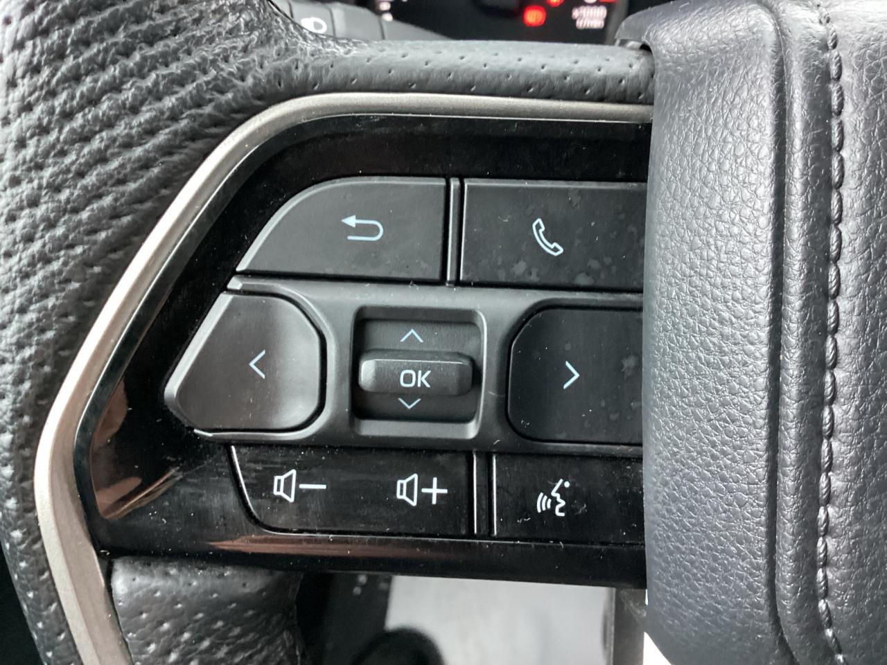 2022 Toyota Tundra Double Cab SR5 Photo