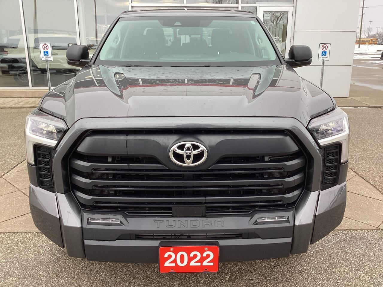 2022 Toyota Tundra Double Cab SR5 Photo