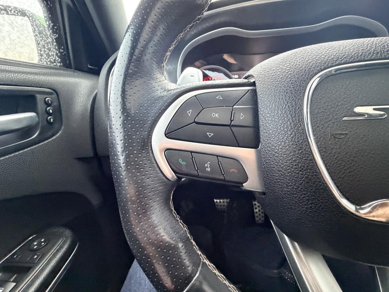 2017 Dodge Charger 4dr Sdn SRT 392 RWD Photo