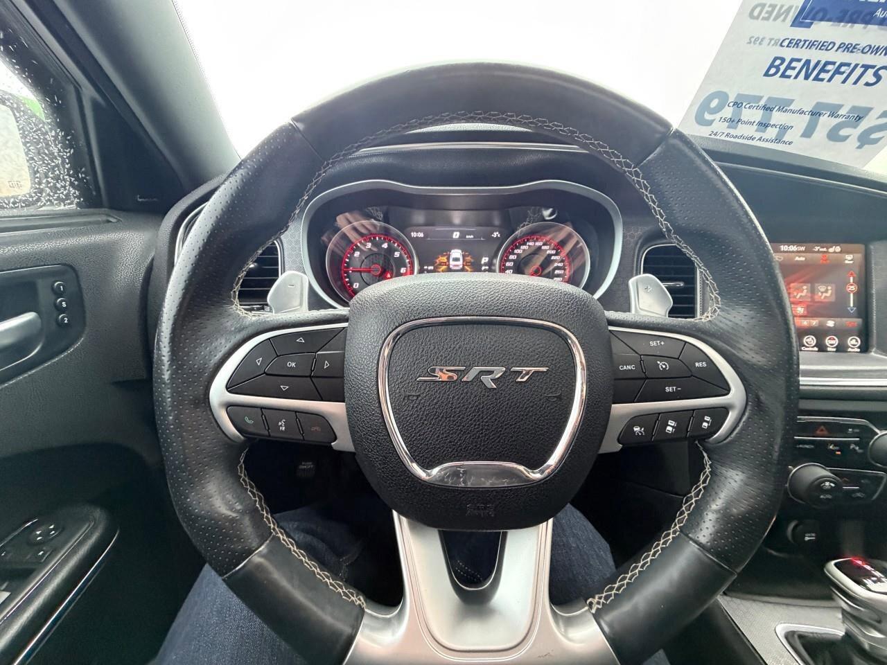 2017 Dodge Charger 4dr Sdn SRT 392 RWD Photo