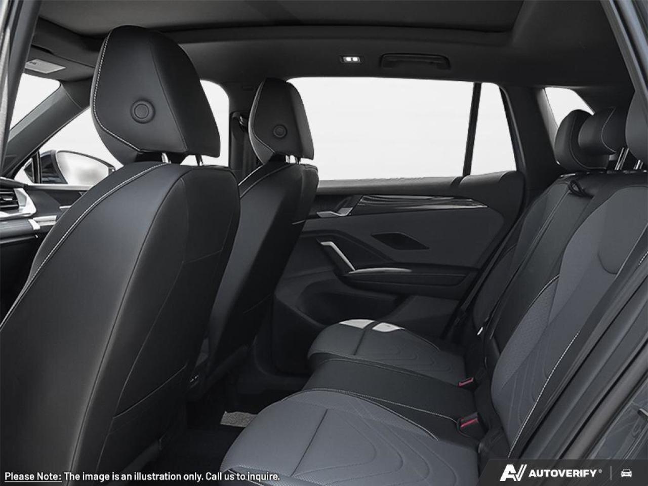 2026 Volkswagen Tiguan Comfortline R-Line Black Edition 4MOTION Photo