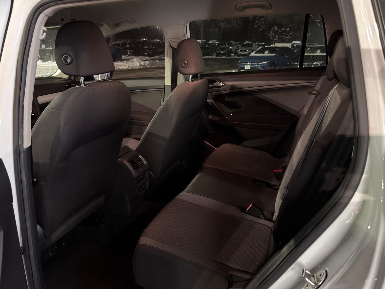 2018 Volkswagen Tiguan Trendline FWD Photo