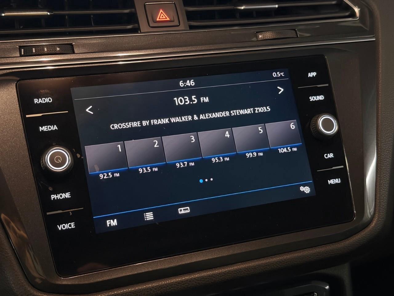 2018 Volkswagen Tiguan Trendline FWD Photo