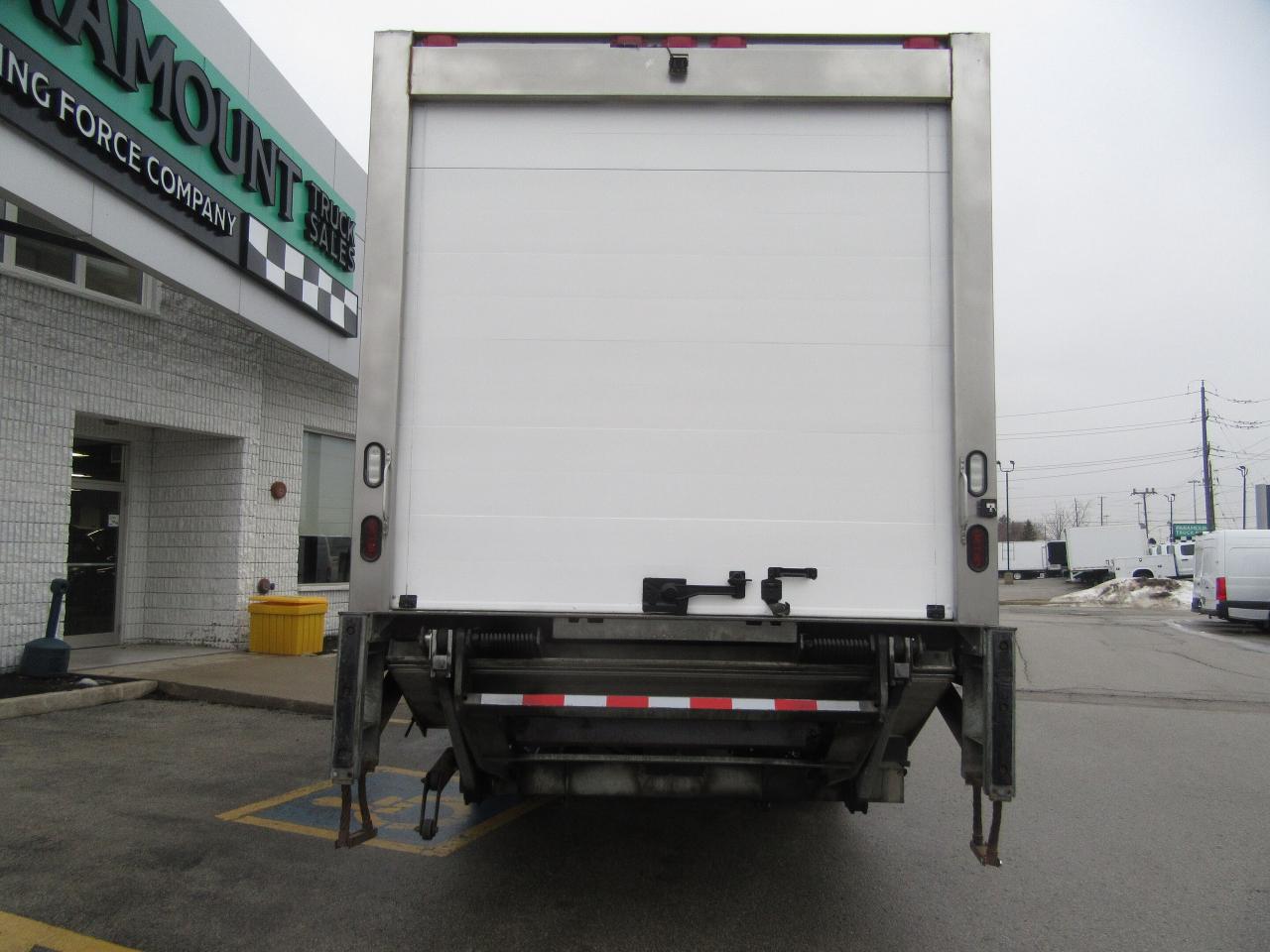 2020 Hino 258 DIESEL 20FT REEFER BOX THERMO KING T-680 + STANDBY Photo