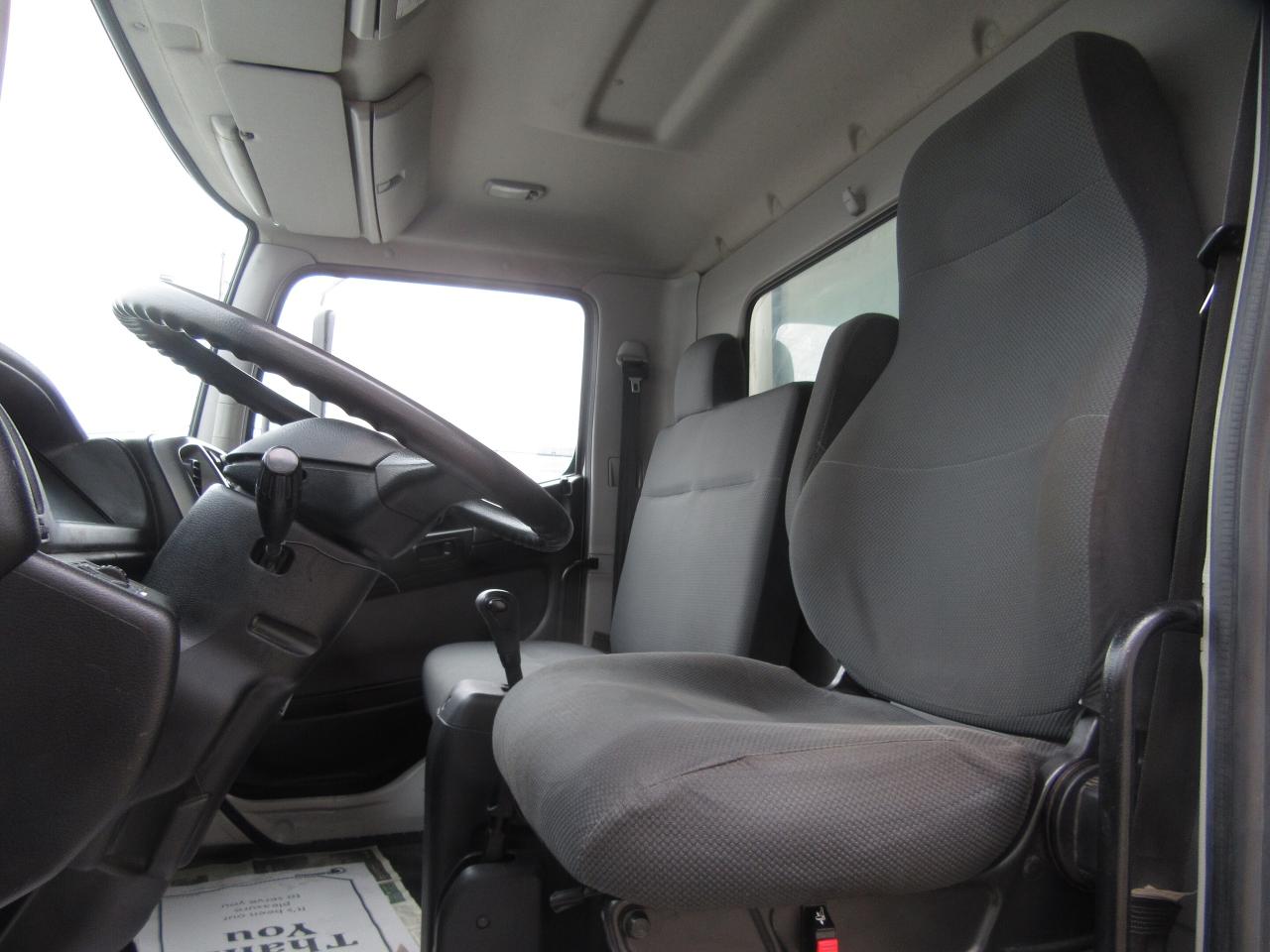 2020 Hino 258 DIESEL 20FT REEFER BOX THERMO KING T-680 + STANDBY Photo