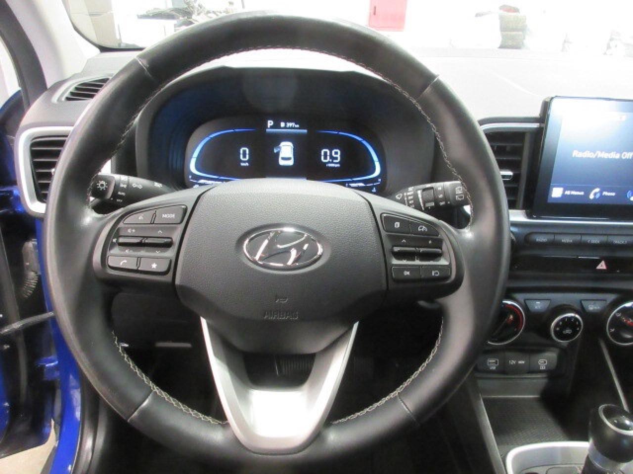 2023 Hyundai Venue PREFERRED, ALLOYS, HTD. SEATS, APPLE/ANDROID, 77K! Photo