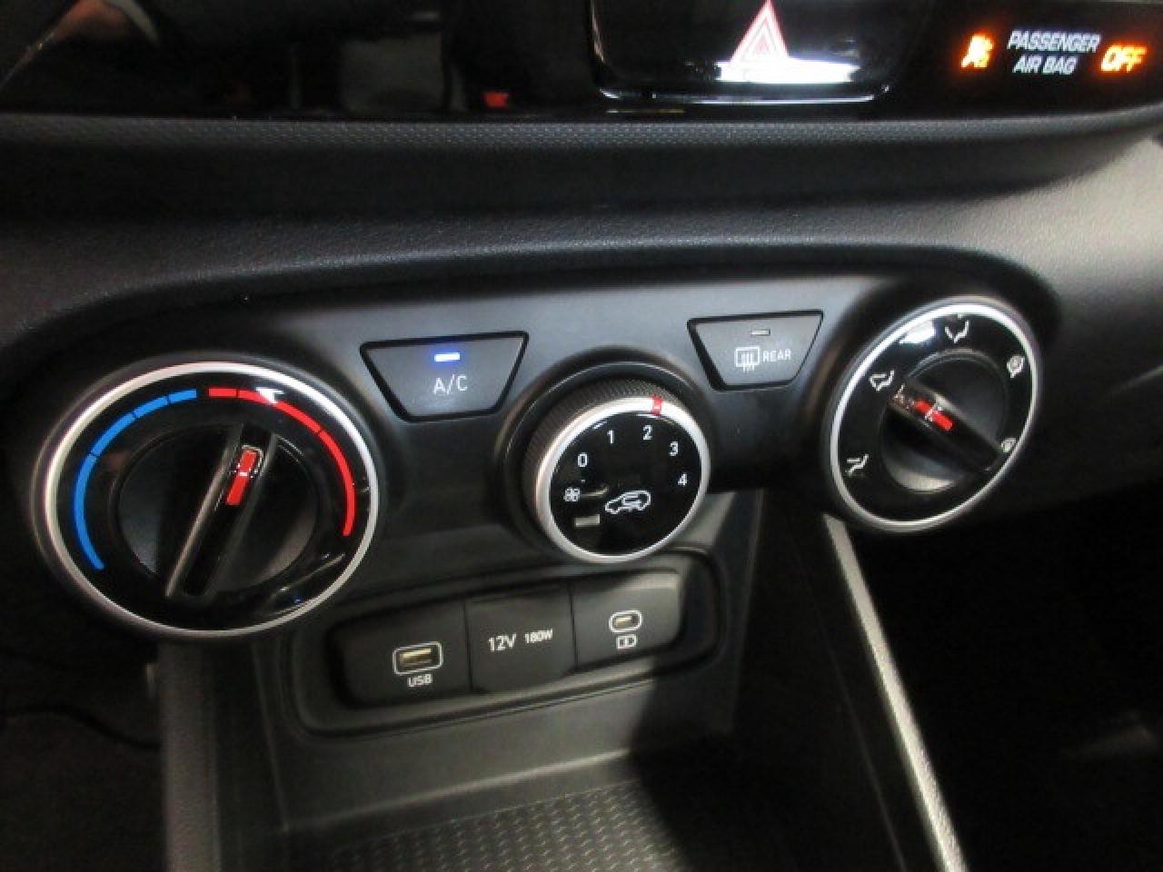 2023 Hyundai Venue PREFERRED, ALLOYS, HTD. SEATS, APPLE/ANDROID, 77K! Photo