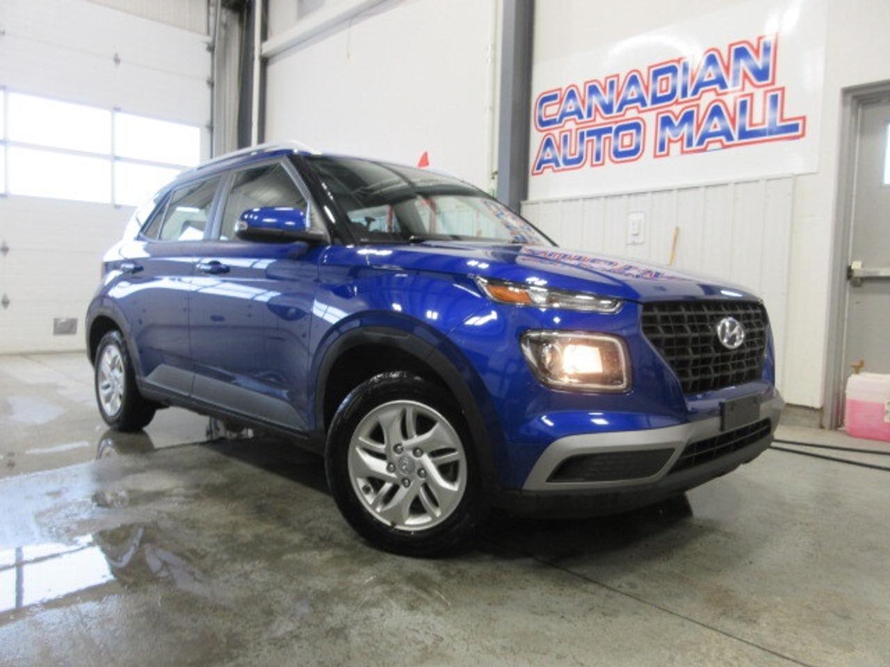 2023 Hyundai Venue PREFERRED, ALLOYS, HTD. SEATS, APPLE/ANDROID, 77K! Photo