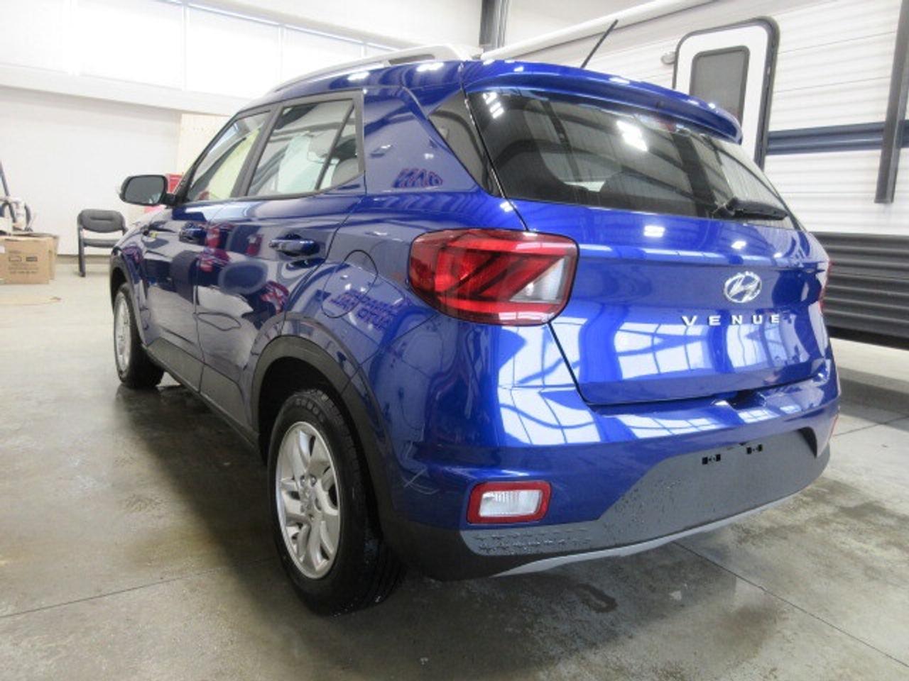 2023 Hyundai Venue PREFERRED, ALLOYS, HTD. SEATS, APPLE/ANDROID, 77K! Photo