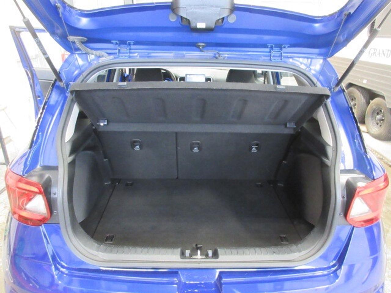 2023 Hyundai Venue PREFERRED, ALLOYS, HTD. SEATS, APPLE/ANDROID, 77K! Photo