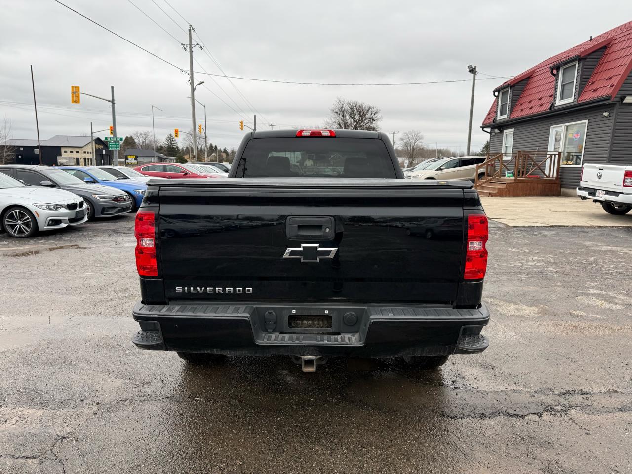 2018 Chevrolet Silverado 1500 4X4 CUSTOM Photo