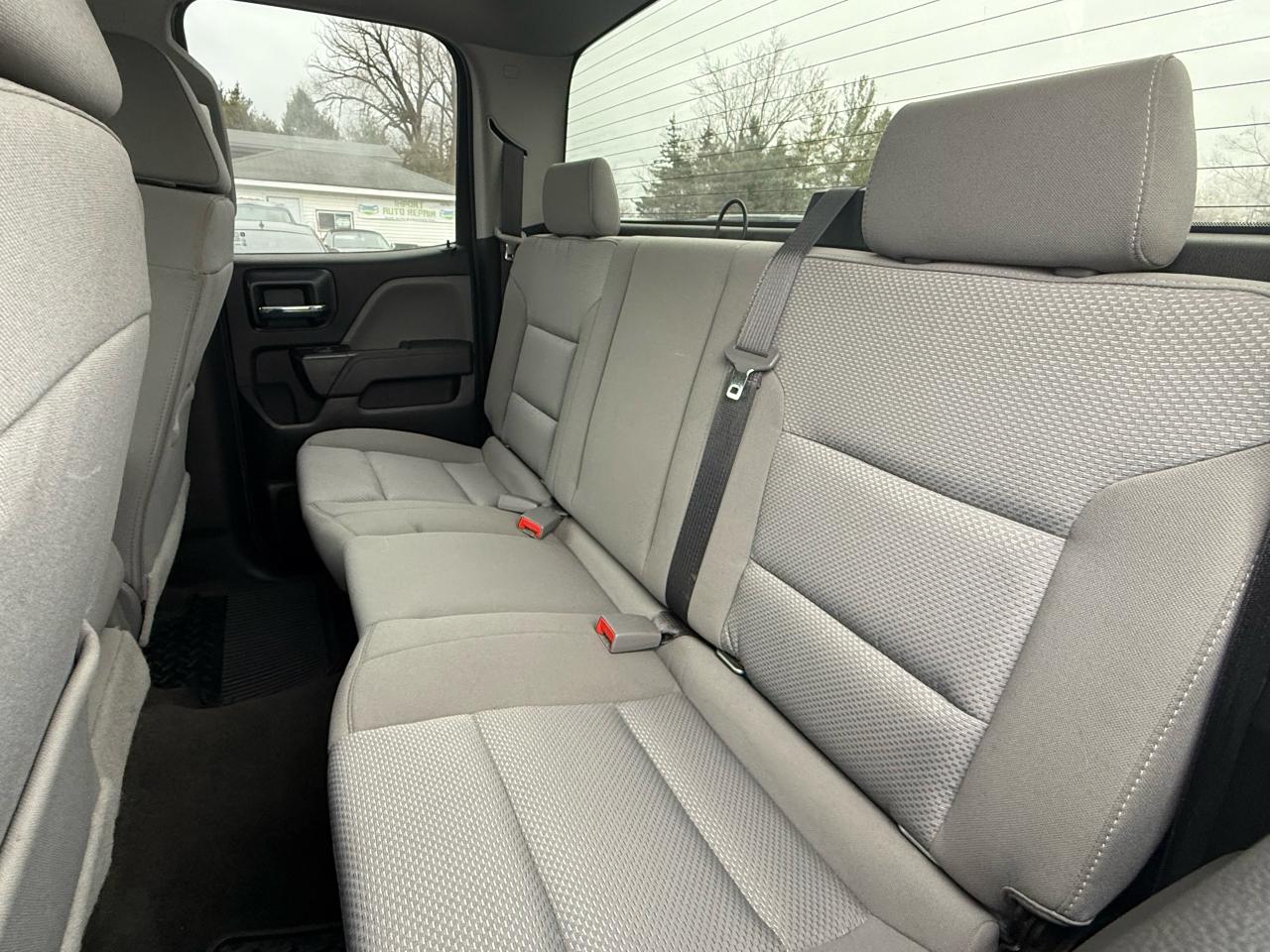 2018 Chevrolet Silverado 1500 4X4 CUSTOM Photo