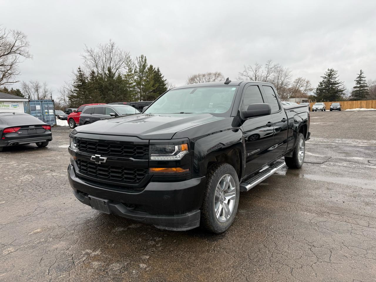 2018 Chevrolet Silverado 1500 4X4 CUSTOM Photo