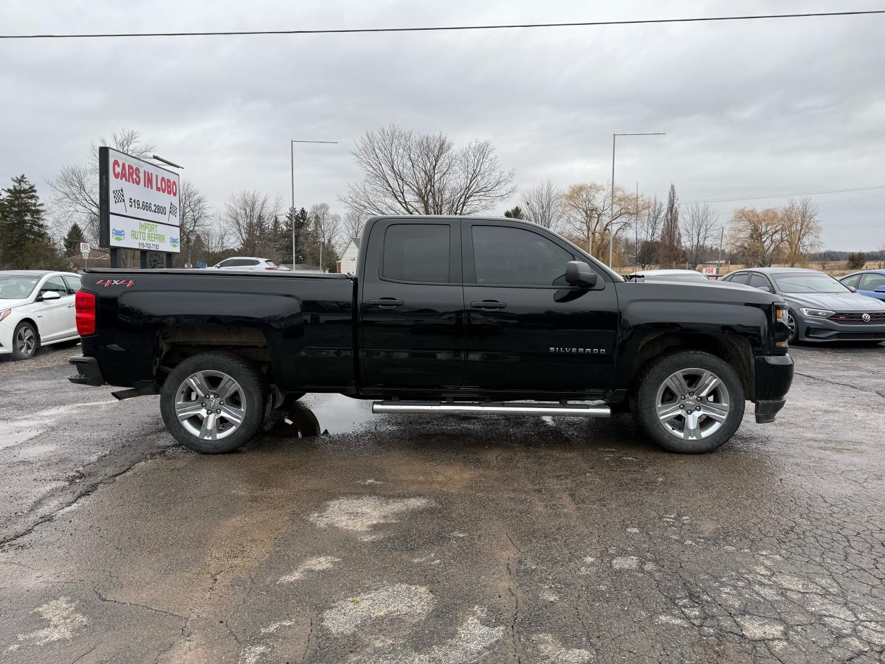 2018 Chevrolet Silverado 1500 4X4 CUSTOM Photo