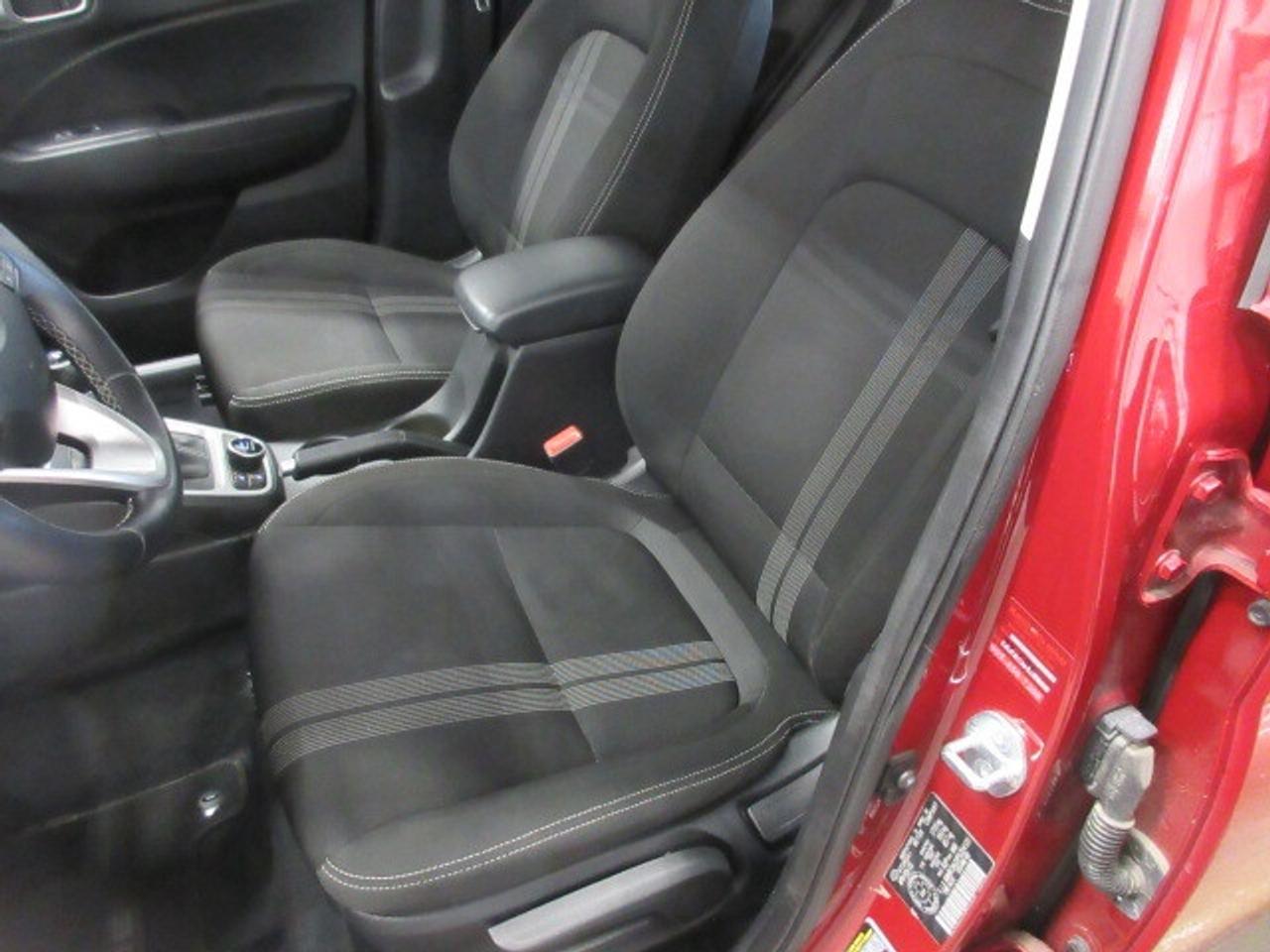 2023 Hyundai Venue PREFERRED, ALLOYS, HTD. SEATS, APPLE/ANDROID, 81K! Photo