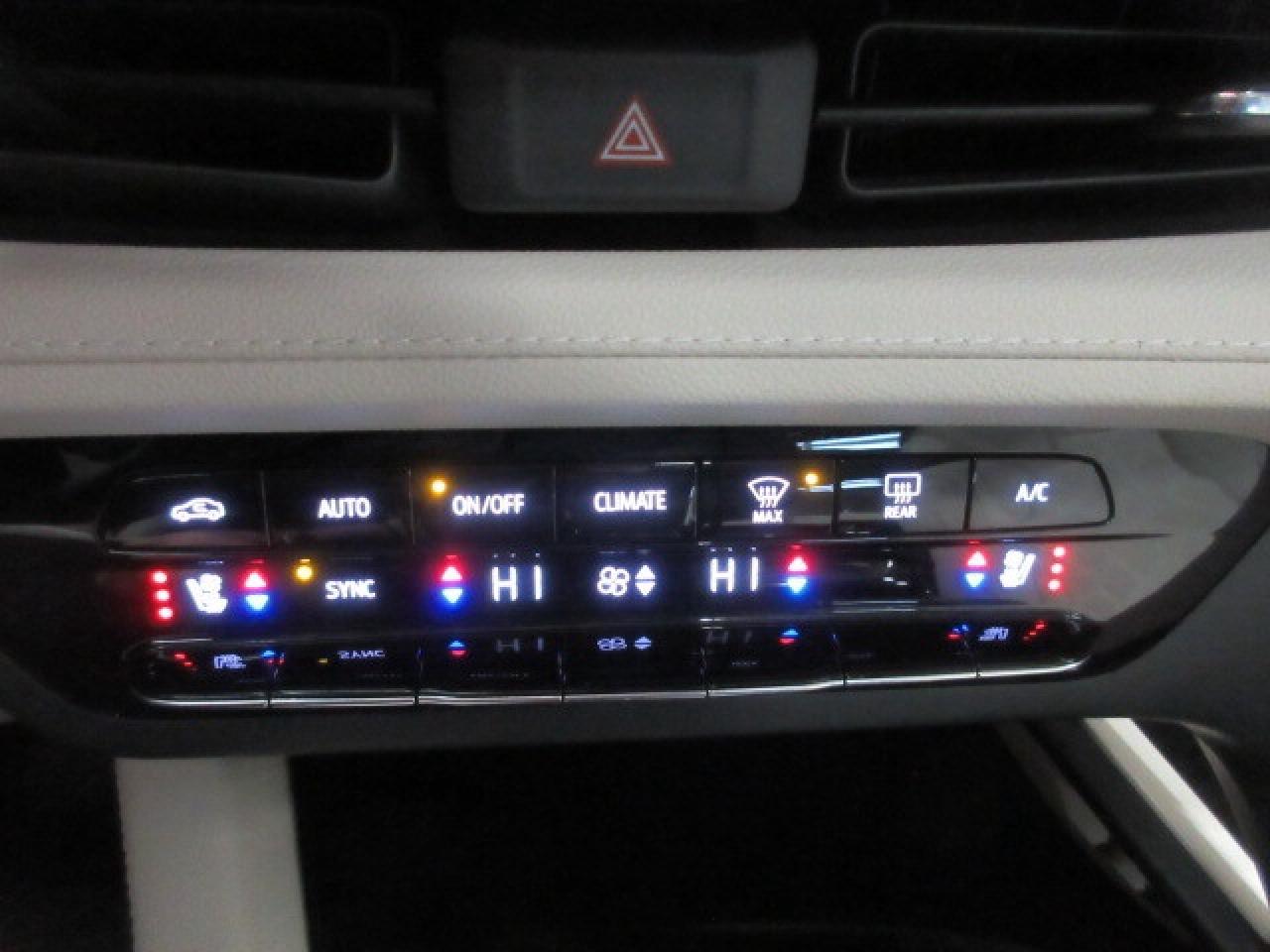 2023 Buick Envision AVENIR AWD, NAV, ROOF, LEATHER, 55K! Photo