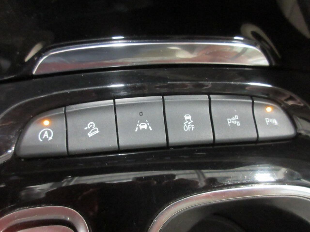 2023 Buick Envision AVENIR AWD, NAV, ROOF, LEATHER, 55K! Photo