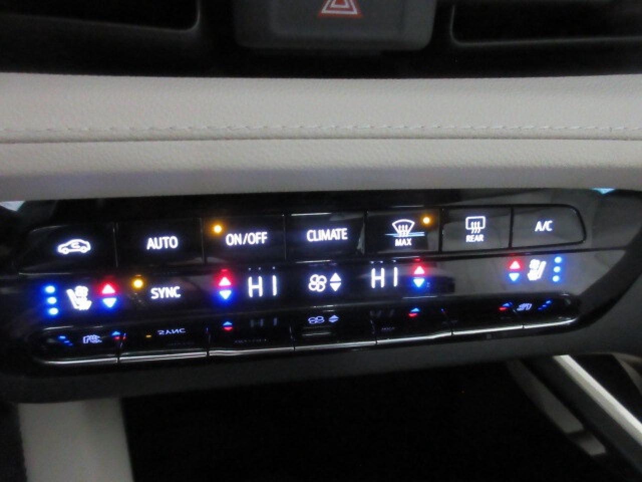 2023 Buick Envision AVENIR AWD, NAV, ROOF, LEATHER, 55K! Photo