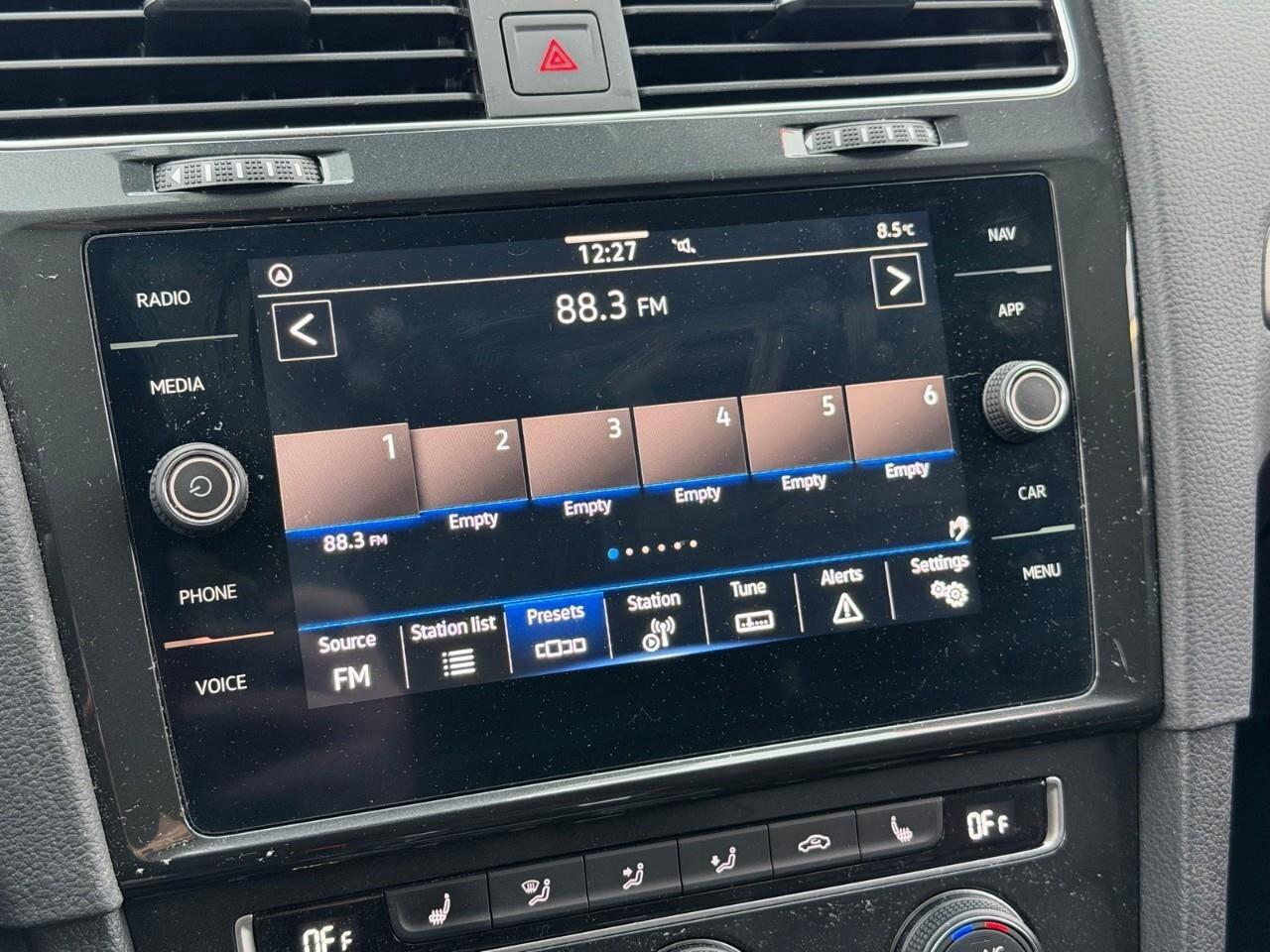 2021 Volkswagen Golf Highline 5-door Auto Photo