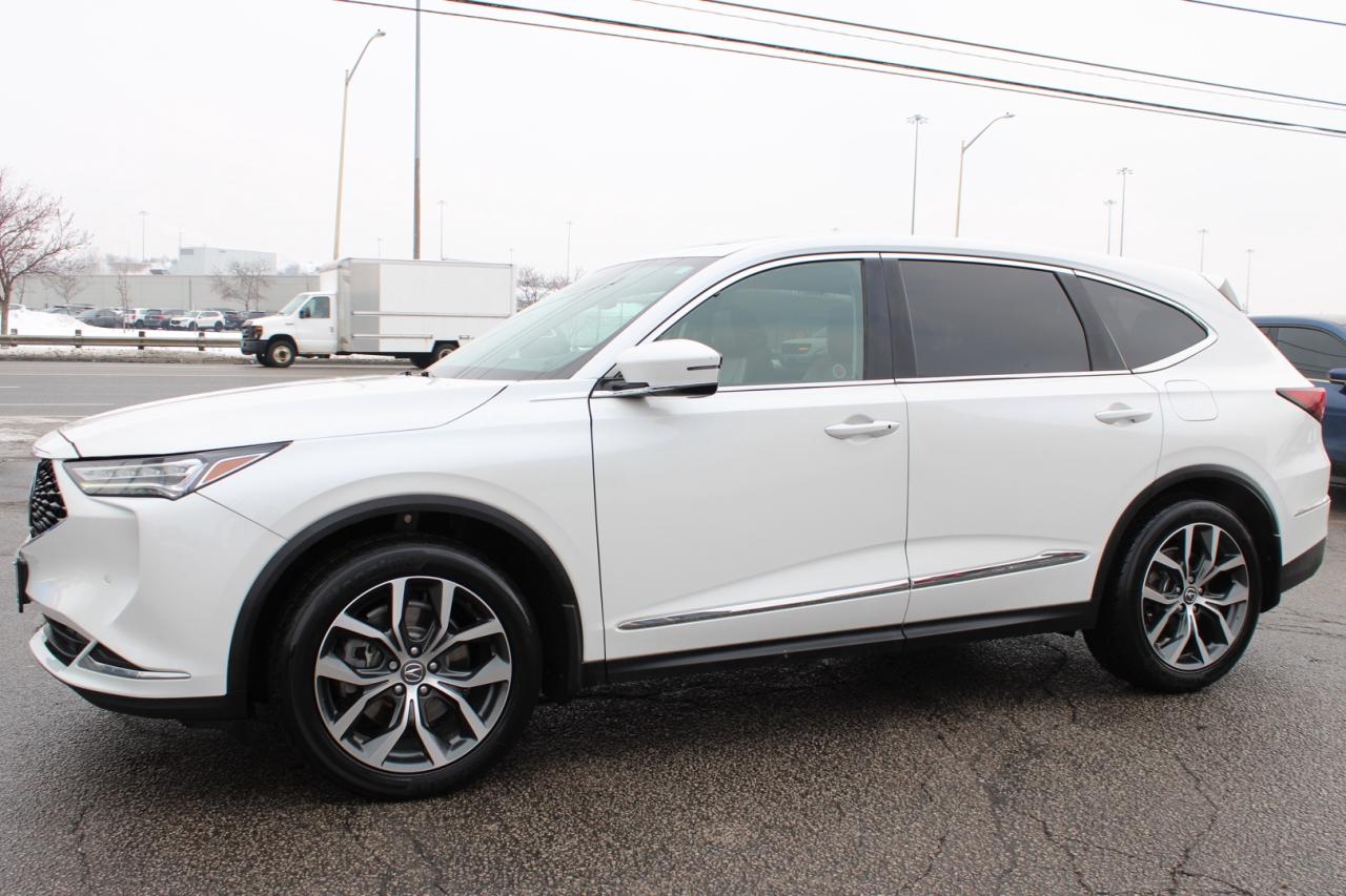 2022 Acura MDX SH-AWD w/Technology Package 7 Passenger No Acciden Photo2