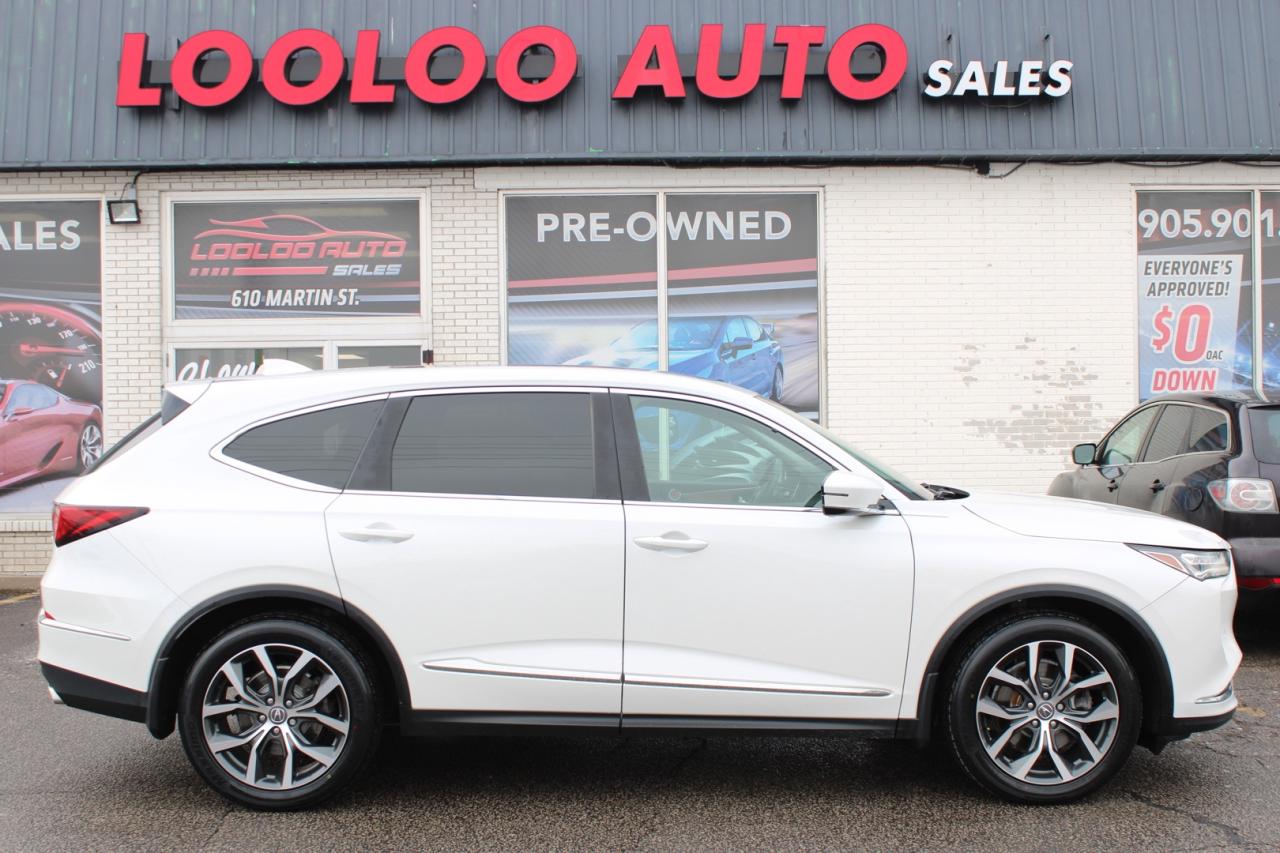 2022 Acura MDX SH-AWD w/Technology Package 7 Passenger No Acciden Photo