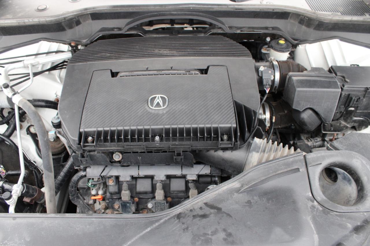 2022 Acura MDX SH-AWD w/Technology Package 7 Passenger No Acciden Photo