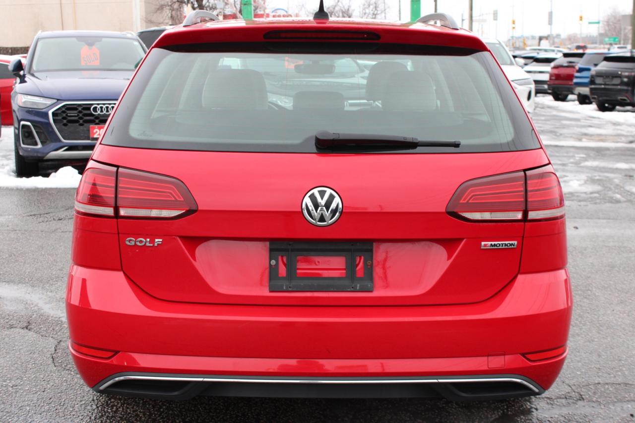 2019 Volkswagen Golf SportWagen Highline 4Motion Manual   AWD   6 Speed Photo