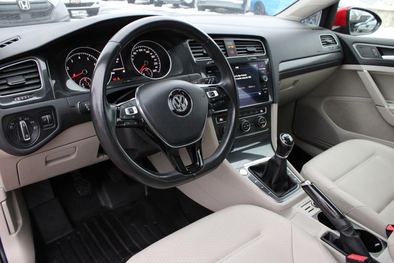 2019 Volkswagen Golf SportWagen Highline 4Motion Manual   AWD   6 Speed Photo