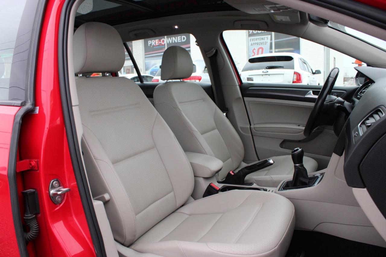 2019 Volkswagen Golf SportWagen Highline 4Motion Manual   AWD   6 Speed Photo