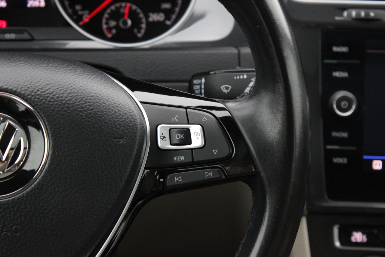 2019 Volkswagen Golf SportWagen Highline 4Motion Manual   AWD   6 Speed Photo