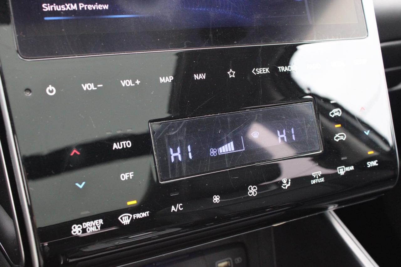 2023 Hyundai Tucson Hybrid Luxury AWD   No Accident   Clean Carfax   Moonroof Photo