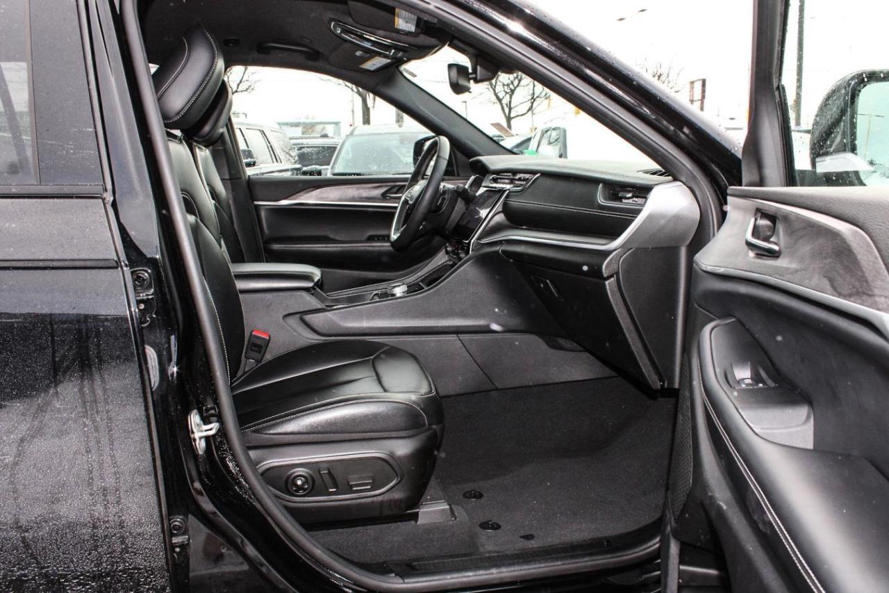 2024 Jeep Grand Cherokee LIMITED 4X4 Photo