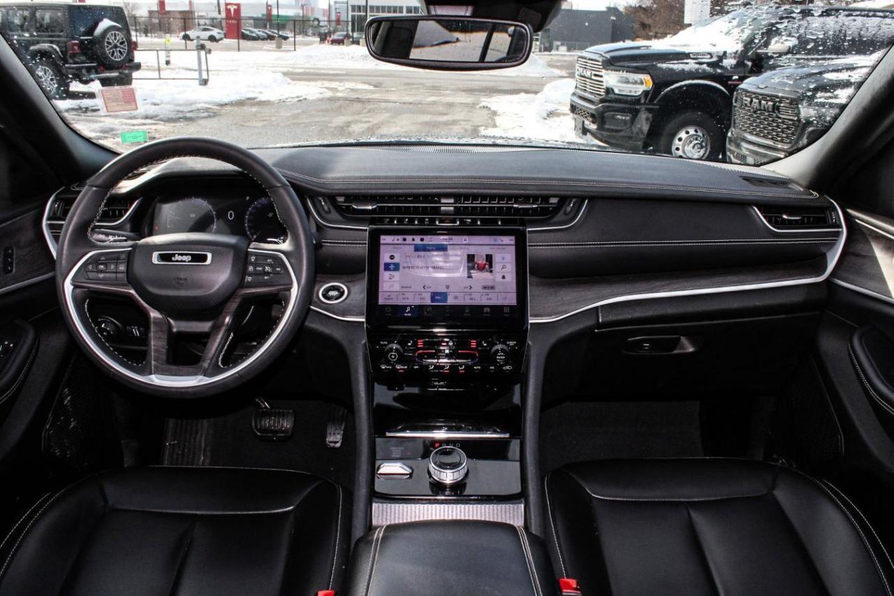 2024 Jeep Grand Cherokee LIMITED 4X4 Photo