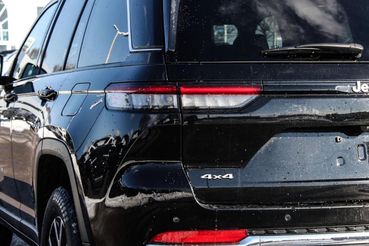 2024 Jeep Grand Cherokee LIMITED 4X4 Photo