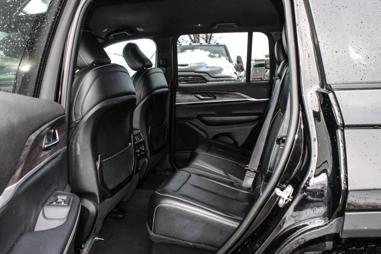 2024 Jeep Grand Cherokee LIMITED 4X4 Photo