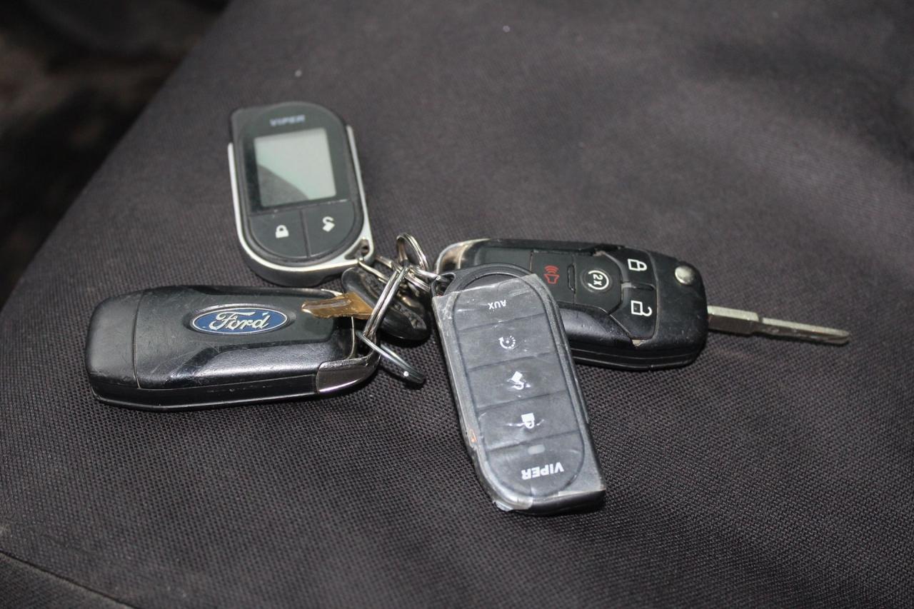 2018 Ford SUPER DUTY F-250 SRW XL Photo