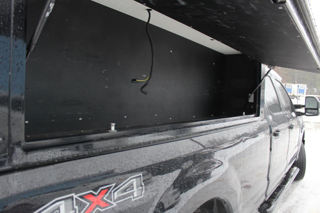 2018 Ford SUPER DUTY F-250 SRW XL Photo