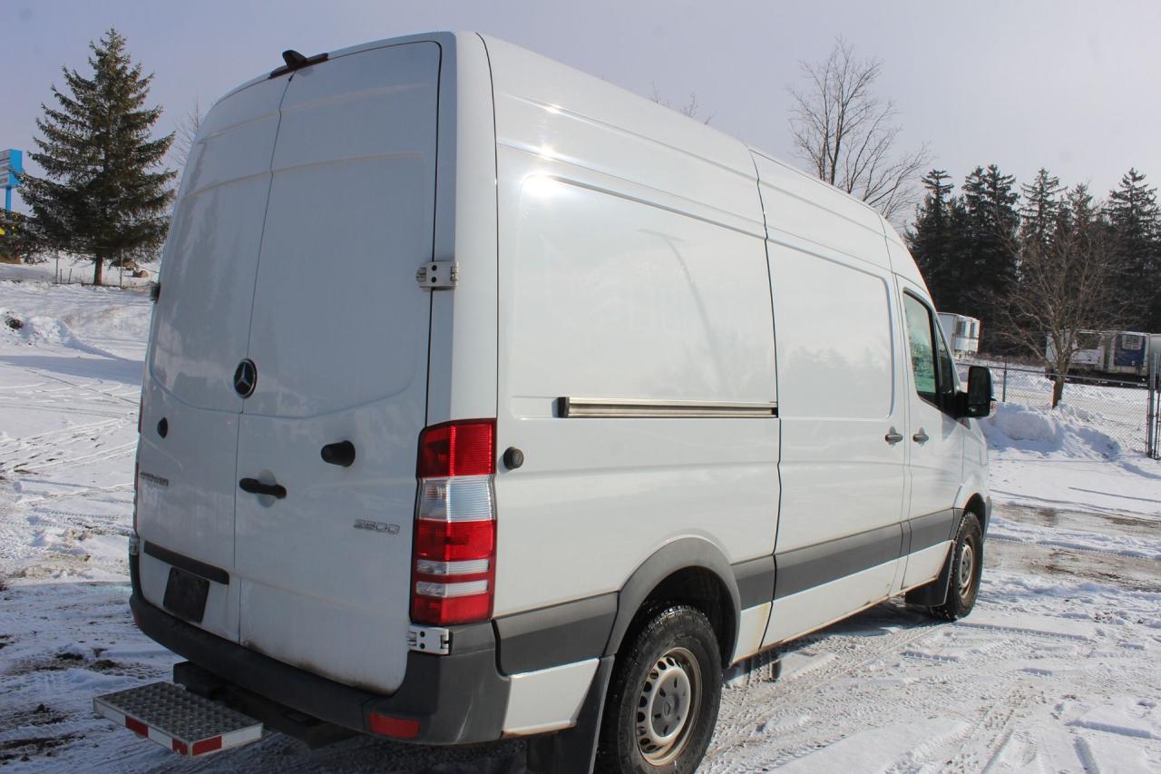 2017 Mercedes-Benz Sprinter  Photo
