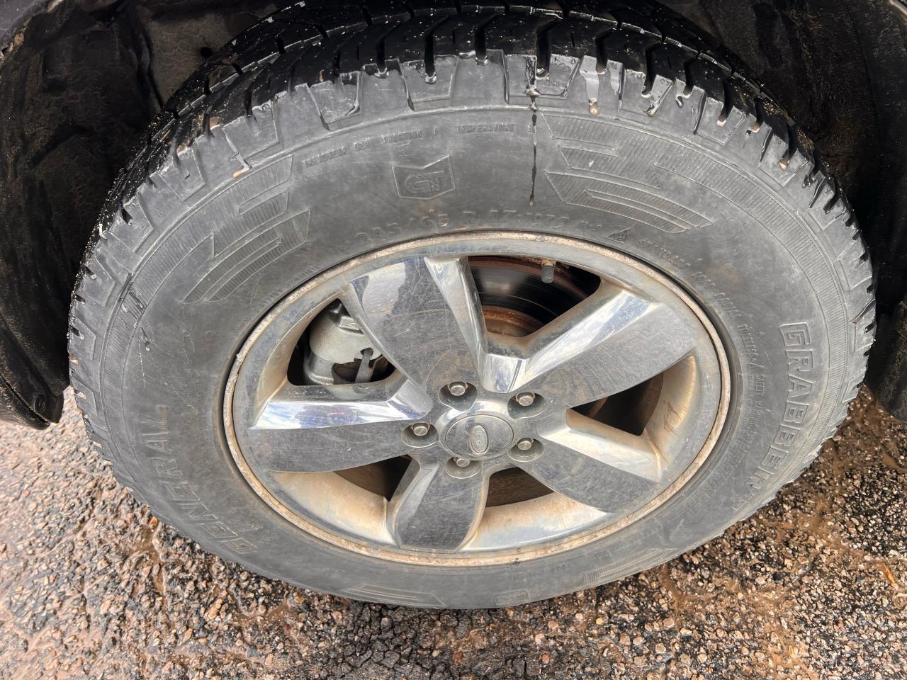 2008 Ford Escape XLT Photo