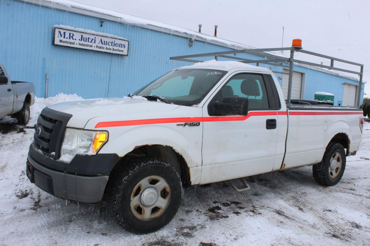 2011 Ford F-150 XL Photo0