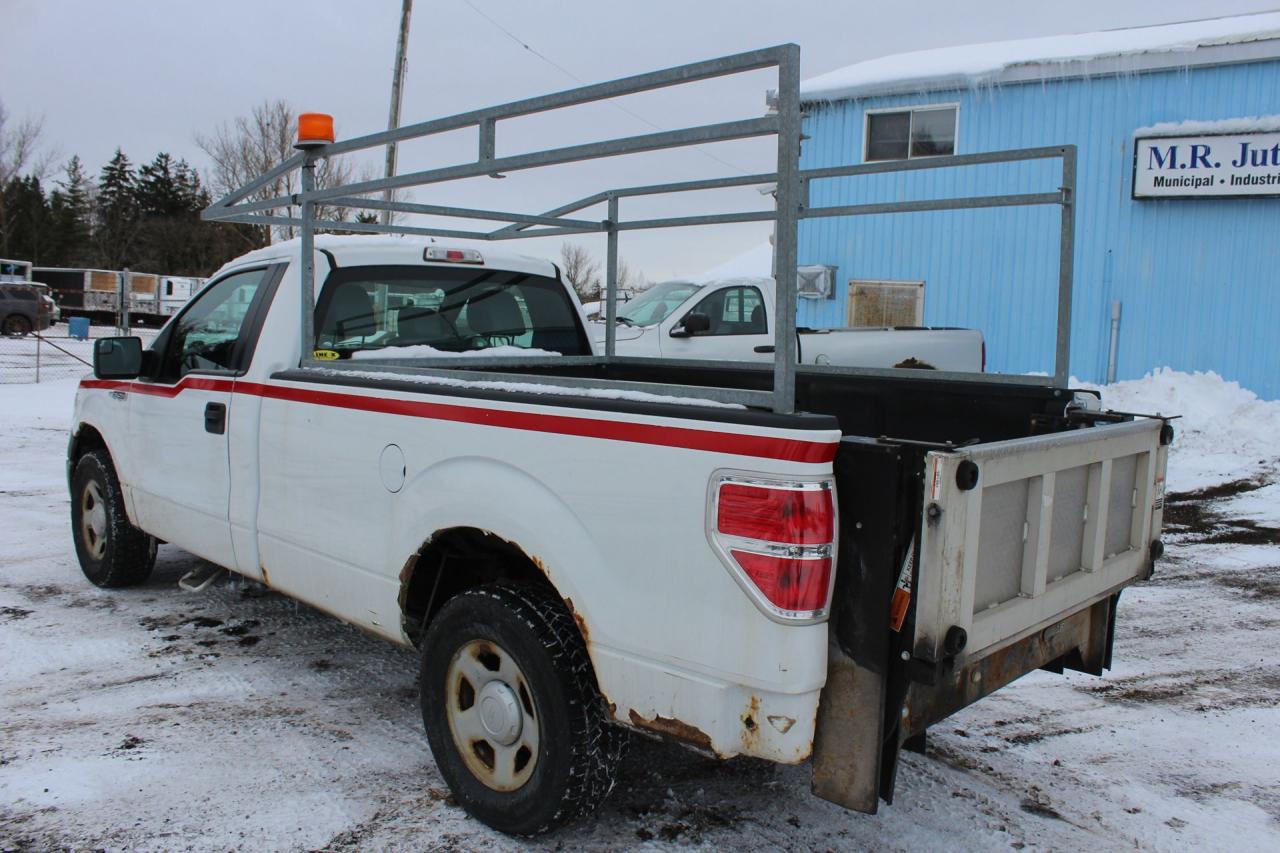 2011 Ford F-150 XL Photo