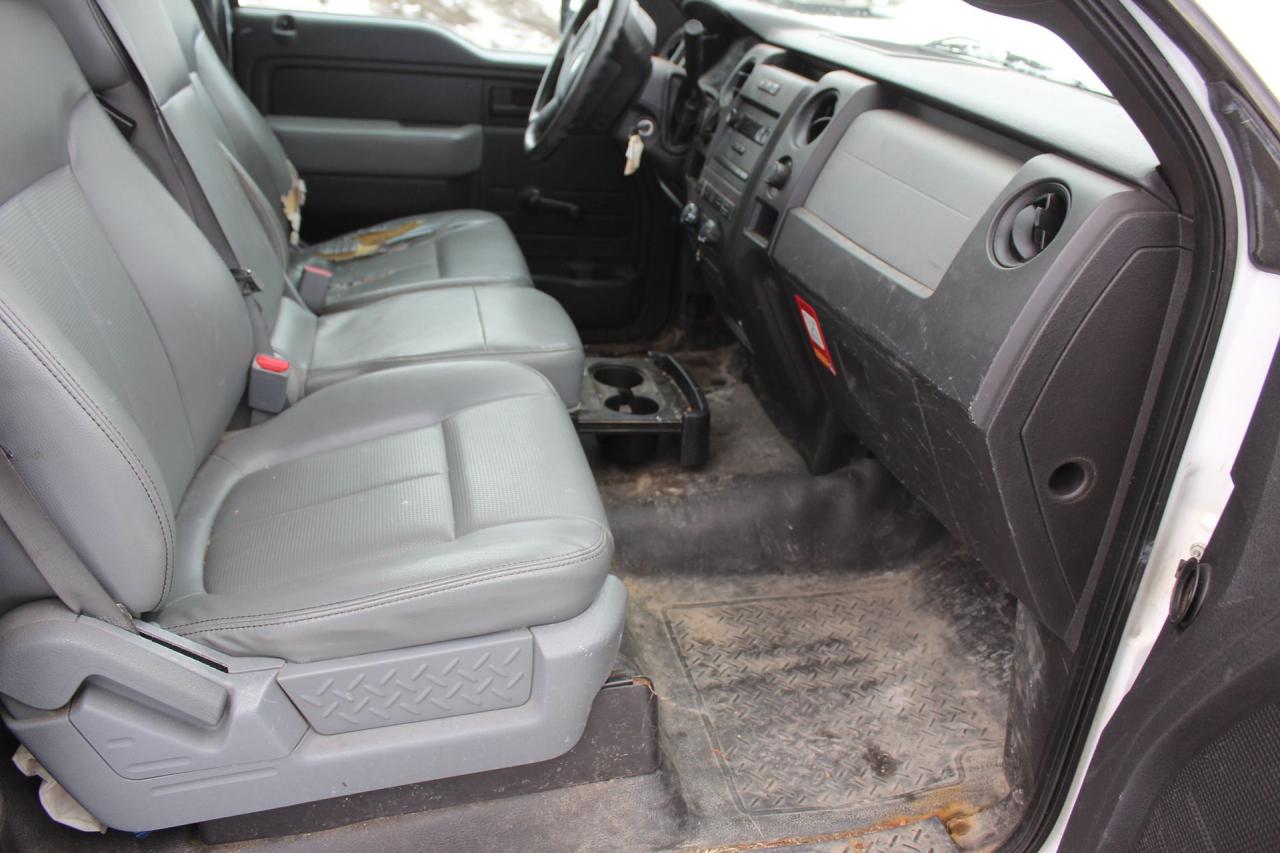 2011 Ford F-150 XL Photo