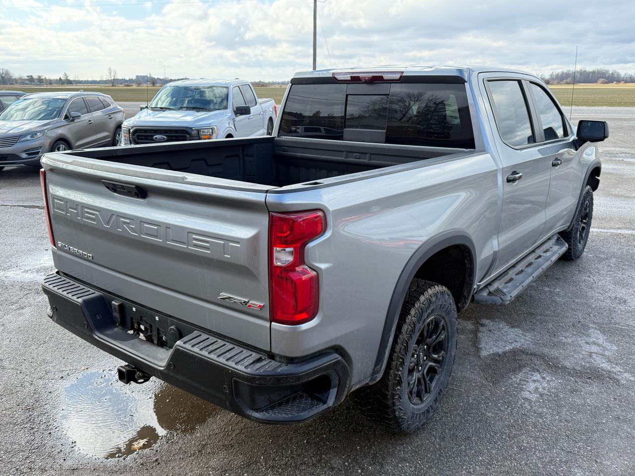 2024 Chevrolet Silverado 1500 ZR2 | Navigation | Backup Camera | Sunroof Photo4