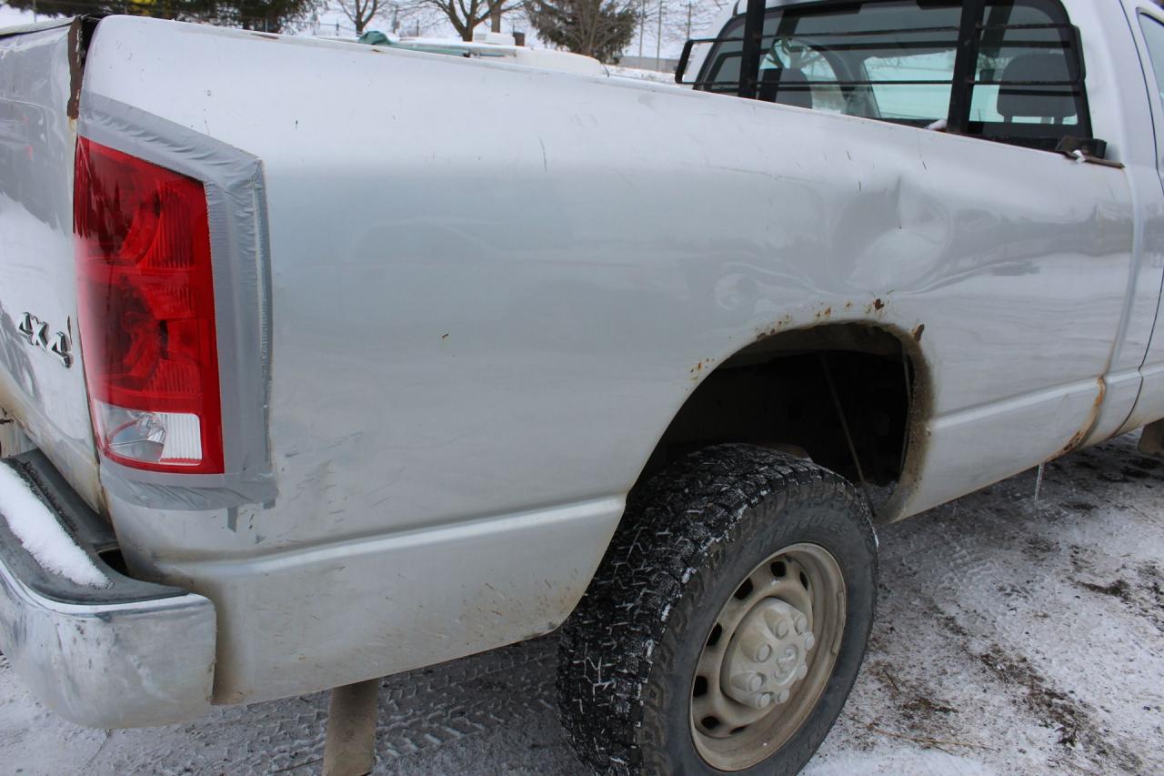 2004 Dodge Ram 2500 ST Photo
