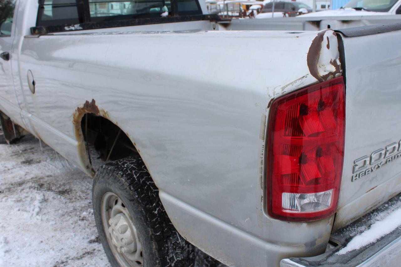2004 Dodge Ram 2500 ST Photo